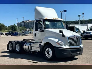 2019 INT LT625 6x4