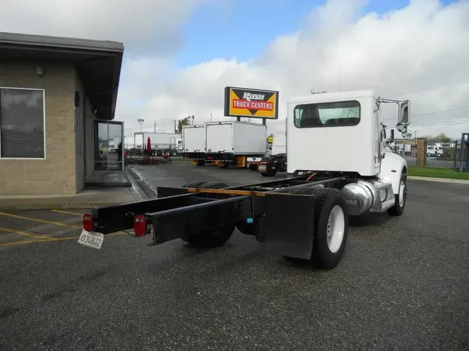 2019 Peterbilt 337