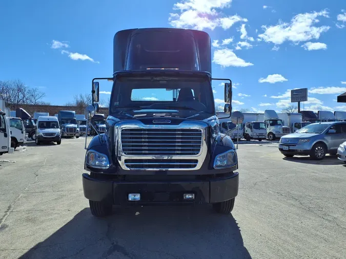 2020 FREIGHTLINER/MERCEDES M2 112