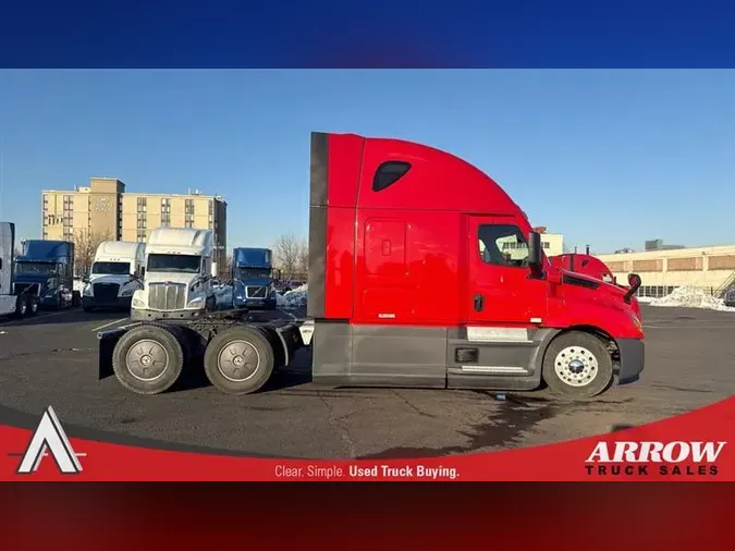 2022 FREIGHTLINER CA126