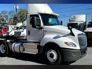 2019 INT LT625 6x4