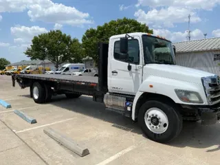 2018 HINO TRUCK 268