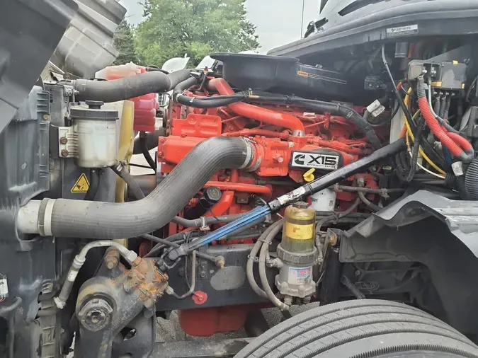 2019 NAVISTAR INTERNATIONAL LT625 DAYCAB T/A