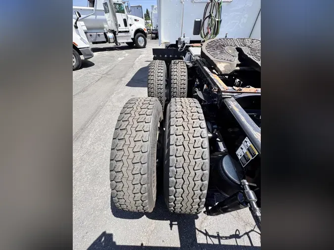 2022 Peterbilt 5794ec9715a98eca46c3c13c861f8d49072