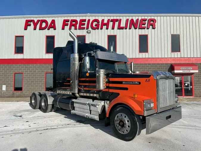 2018 Western Star 4900 EX Sleeper