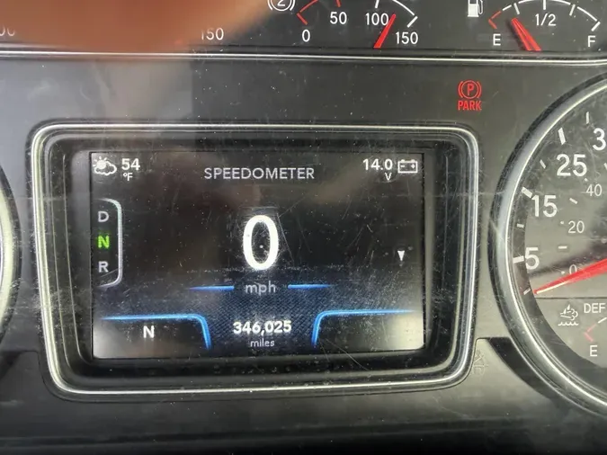 2021 International LT625