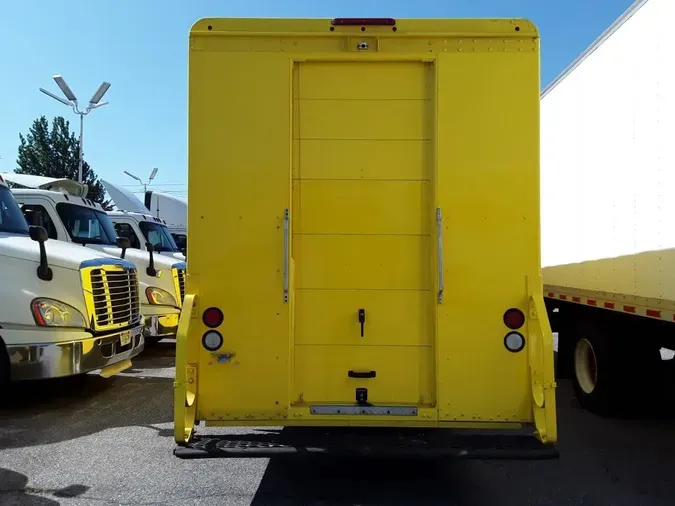 2017 FRTLR CUSTOM CHASSIS CORP MT-55 WALK-IN