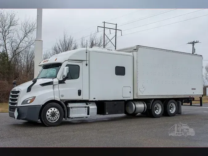 2020 FREIGHTLINER CASCADIA 1264ed67f862f8d1de7e9b59b0971b93136