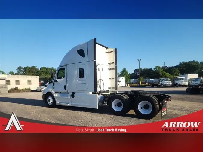 2023 FREIGHTLINER CA126