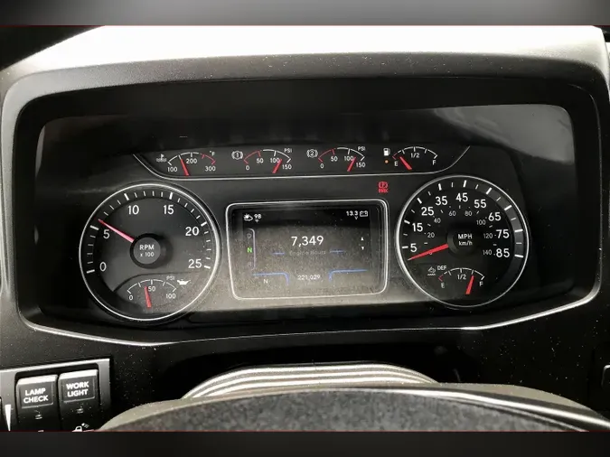 2022 INT LT625 6x4