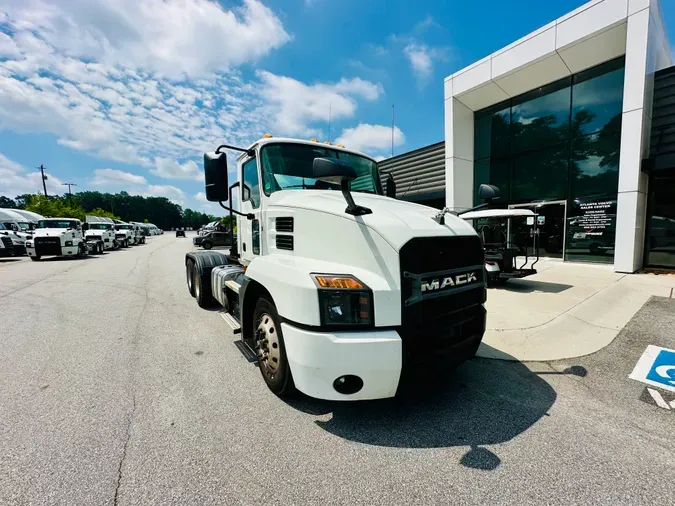 2019 Mack ANTHEM 64T4edf4ca4e9f487e733cc270cfe2d0f42