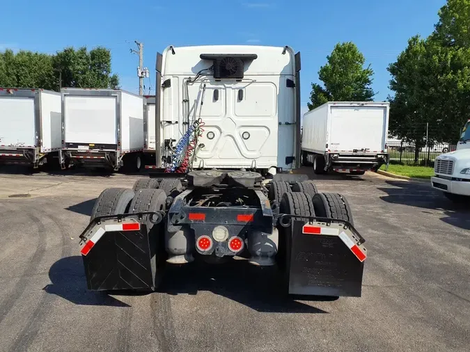 2020 FREIGHTLINER CASCADIA 125