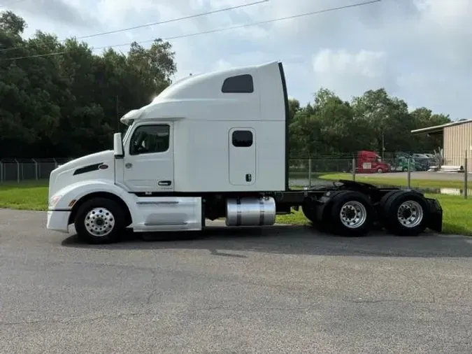 2023 Peterbilt 579