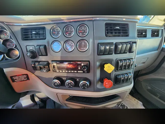 2022 Peterbilt 5674eecc3e0406d37db6df1addee5457eb2