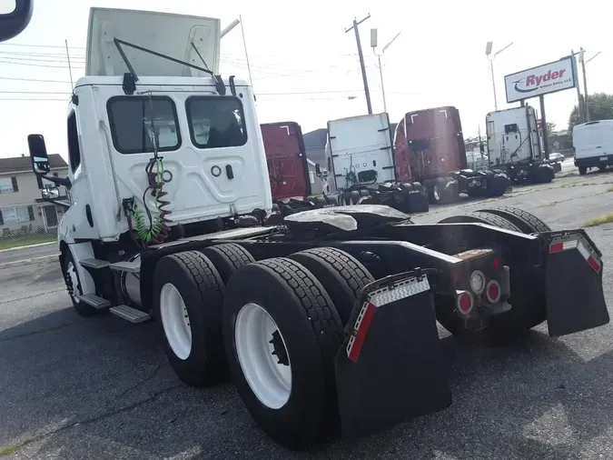 2019 FREIGHTLINER/MERCEDES NEW CASCADIA PX126644ef1f98bf528c6d2f5b53696c6d07159