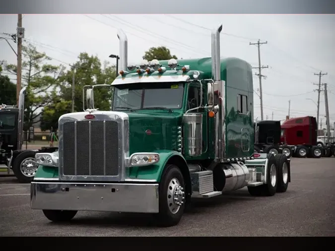 2024 PETERBILT 389