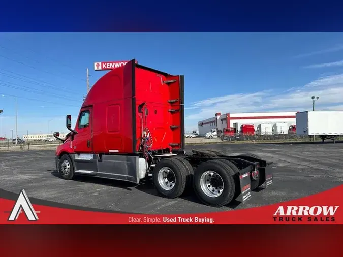 2019 FREIGHTLINER CASCADEVO1