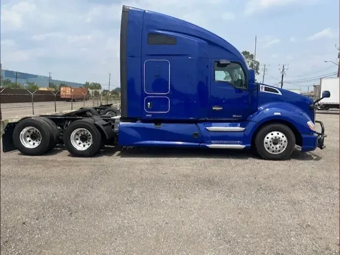 2022 Kenworth T680