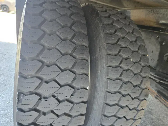 2019 Isuzu NPR-XD