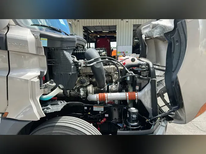 2023 Freightliner Cascadia 1264efa260cef26bc8f357fb87aa4481a94