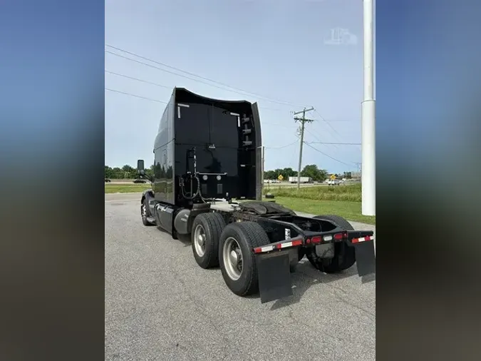 2020 PETERBILT 579