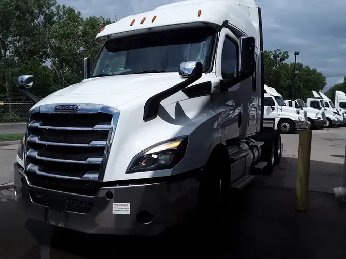 2020 FREIGHTLINER NEW CASCADIA 1164efd5b9f847bcc420473b458674cf021