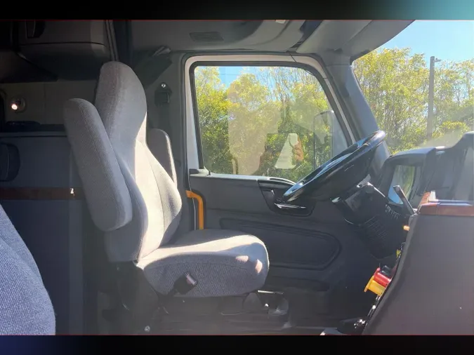 2021 INT LT625 6x44f00394facd71ed689ea30e32ff54c01