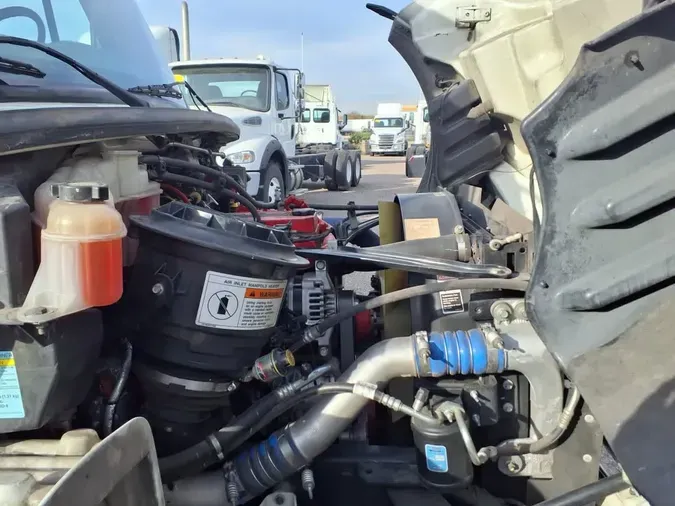 2018 FREIGHTLINER/MERCEDES M2 1064f029951ffc5c45da7f364c798828377