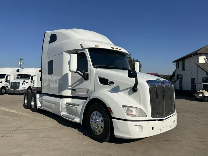 2022 Peterbilt 579