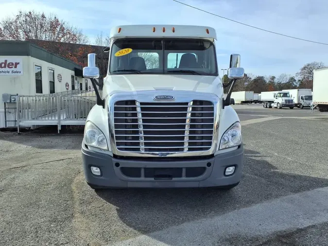 2020 FREIGHTLINER/MERCEDES CASCADIA 1254f0374c91fad893871efca7aeb761cbc