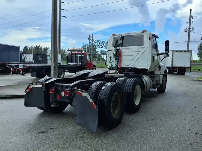 2019 NAVISTAR INTERNATIONAL LT625 DAYCAB T/A