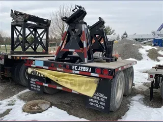 2011 GROVE TMS9000E