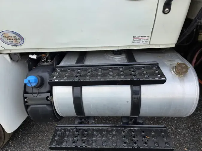 2018 NAVISTAR INTERNATIONAL 4300