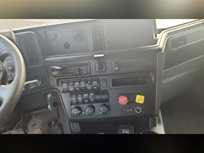 2019 NAVISTAR INTERNATIONAL LT625 SLPR CAB4f05618045046eb09346b878275dc12b