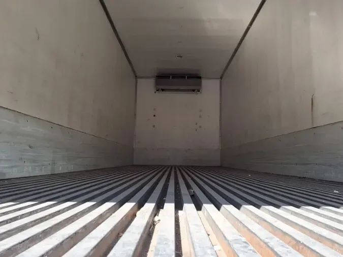 2019 FREIGHTLINER/MERCEDES M2 106