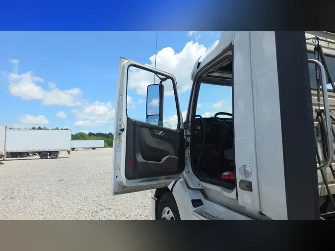 2020 Volvo VNL3004f09f9b4802e82562ad33dafe7107f3d