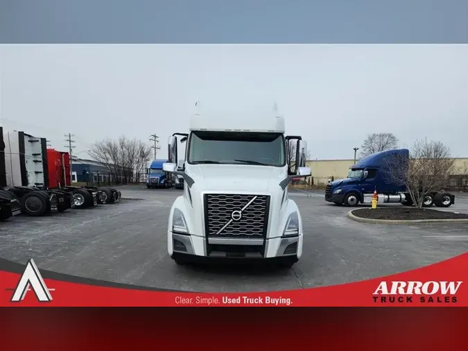2023 VOLVO VNL760
