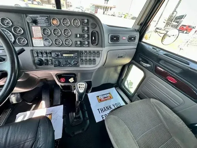 2012 Peterbilt 365