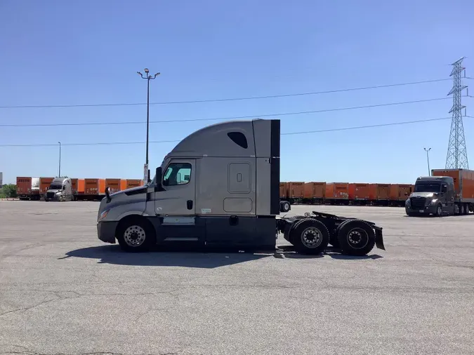 2022 Freightliner Cascadia 1264f17e2d08560e62f66a0957ba69e2bd7