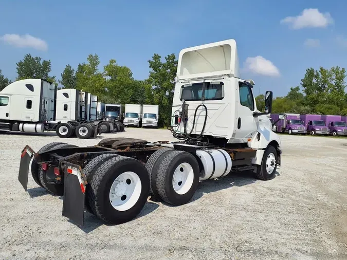 2019 NAVISTAR INTERNATIONAL LT625 DAYCAB T/A