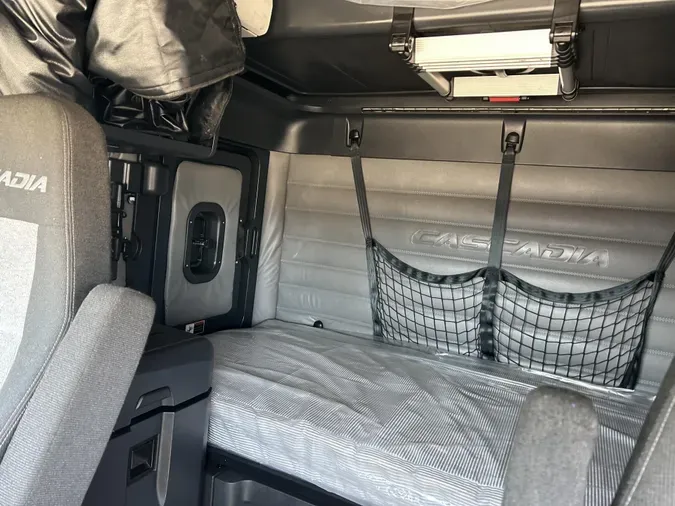 2021 Freightliner Cascadia