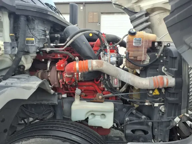2019 NAVISTAR INTERNATIONAL LT625 DAYCAB T/A