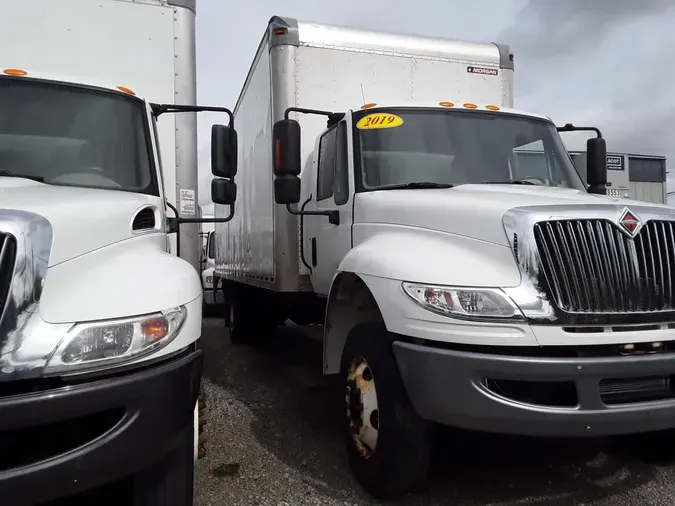 2019 NAVISTAR INTERNATIONAL 4300
