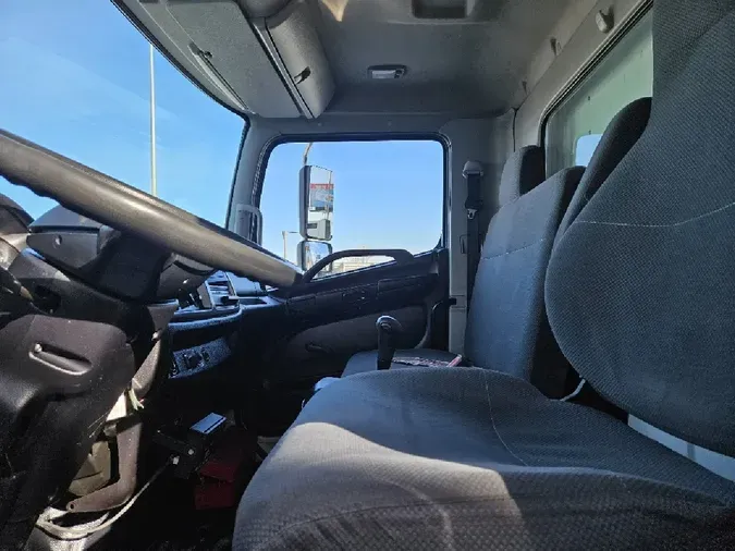 2016 HINO 338 Derated