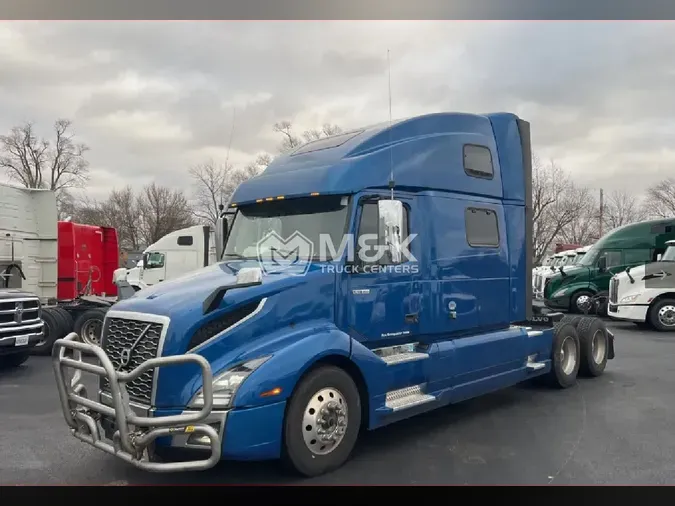 2023 VOLVO VNL64T8604f2fd32c8cc97b35f693212c6fc3a6f8