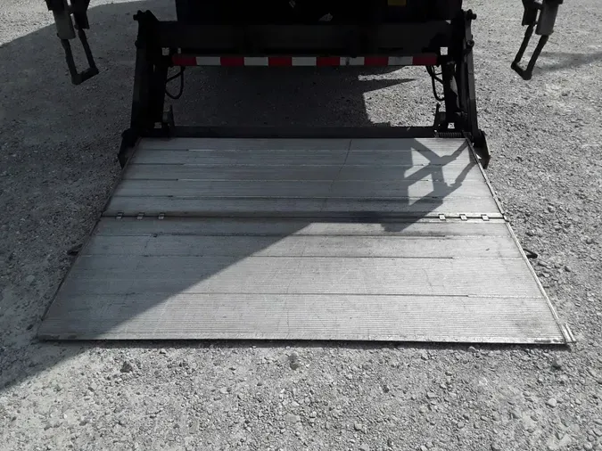 2020 FREIGHTLINER M2 106