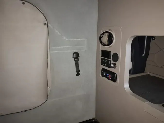 2018 FREIGHTLINER/MERCEDES CASCADIA 125