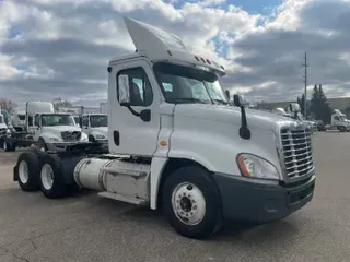 2017 Freightliner X12564ST