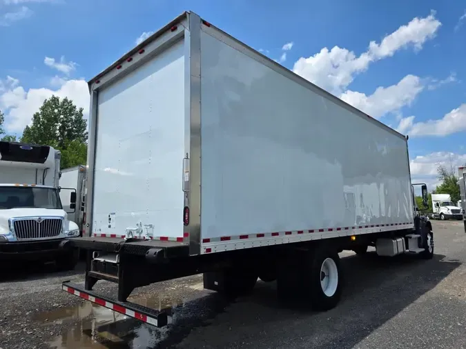 2018 FREIGHTLINER M2 106