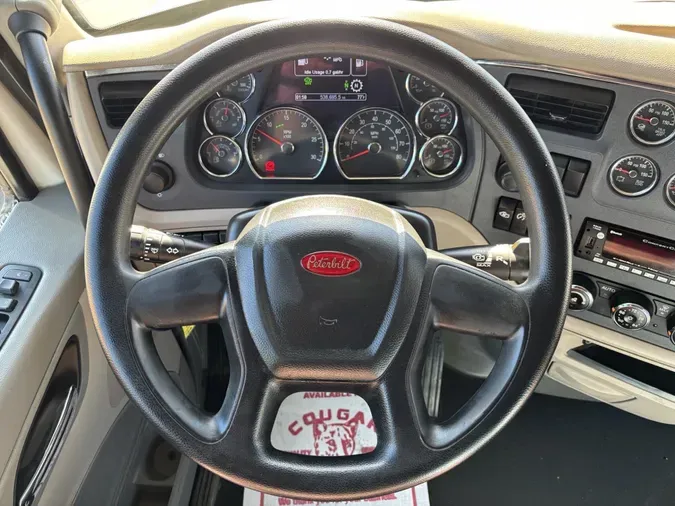 2022 Peterbilt 579